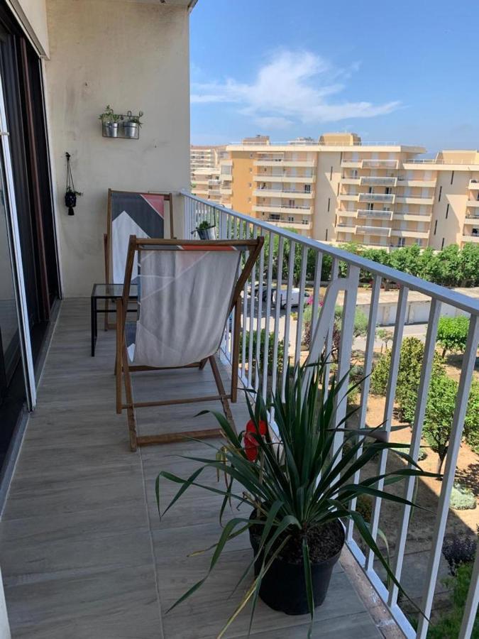 L'Appart Frejus Plage Exteriör bild